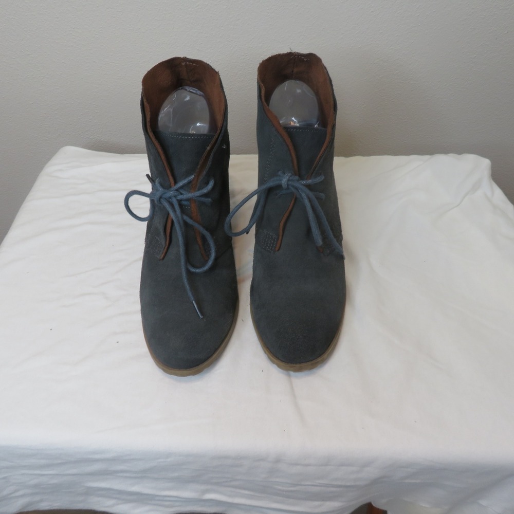 RuffHewn Cypress Slate Blue Suede Lace Up Block Heel Ankle Boots Womens 9.5 M
